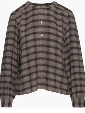 Aritzia Little moon calla button up shirt